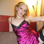 Vincenta - Site echangiste à Vesin Profil de Vincenta, 25 ans, Site echangiste à Vesin (Fribourg)